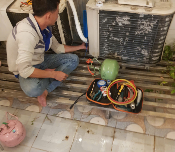 Vệ sinh máy lạnh tại quận 2